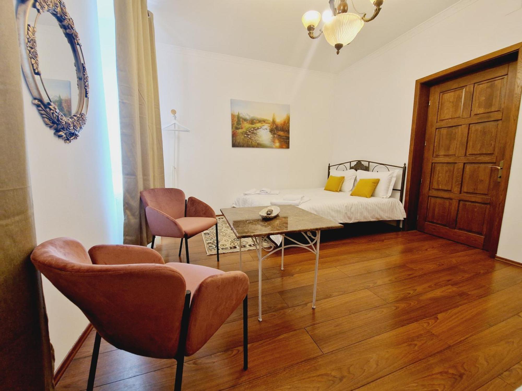 5* Royal House Near Unirii Square Cluj-Napoca Exterior foto